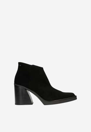Czarne botki damskie Limited Edition z niską cholewką 55311-61