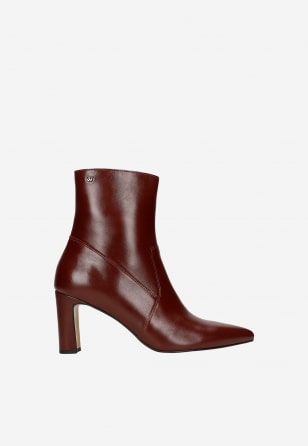 Bordowe skórzane botki na słupku 55316-55