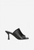 Sliders Women's