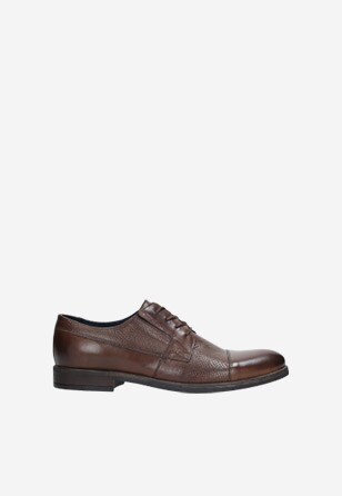 Hnědé pánské kožené boty s originálním zdobením 9070-52