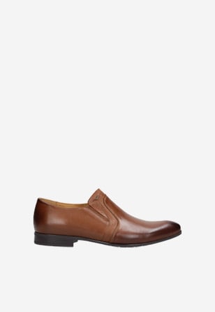 Klasické hnědé pánské kožené boty s podpatkem 9069-53