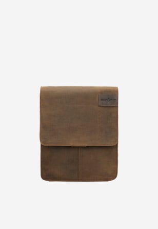 Minimalistická kožená pánska taška v hnedej farbe