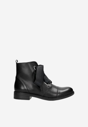 Černé dámské kotníkové boty s výraznými tkaničkami 64019-51