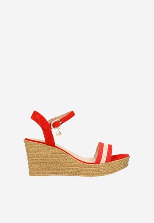 Letní dámské sandály na klínku v červené barvě  76022-85